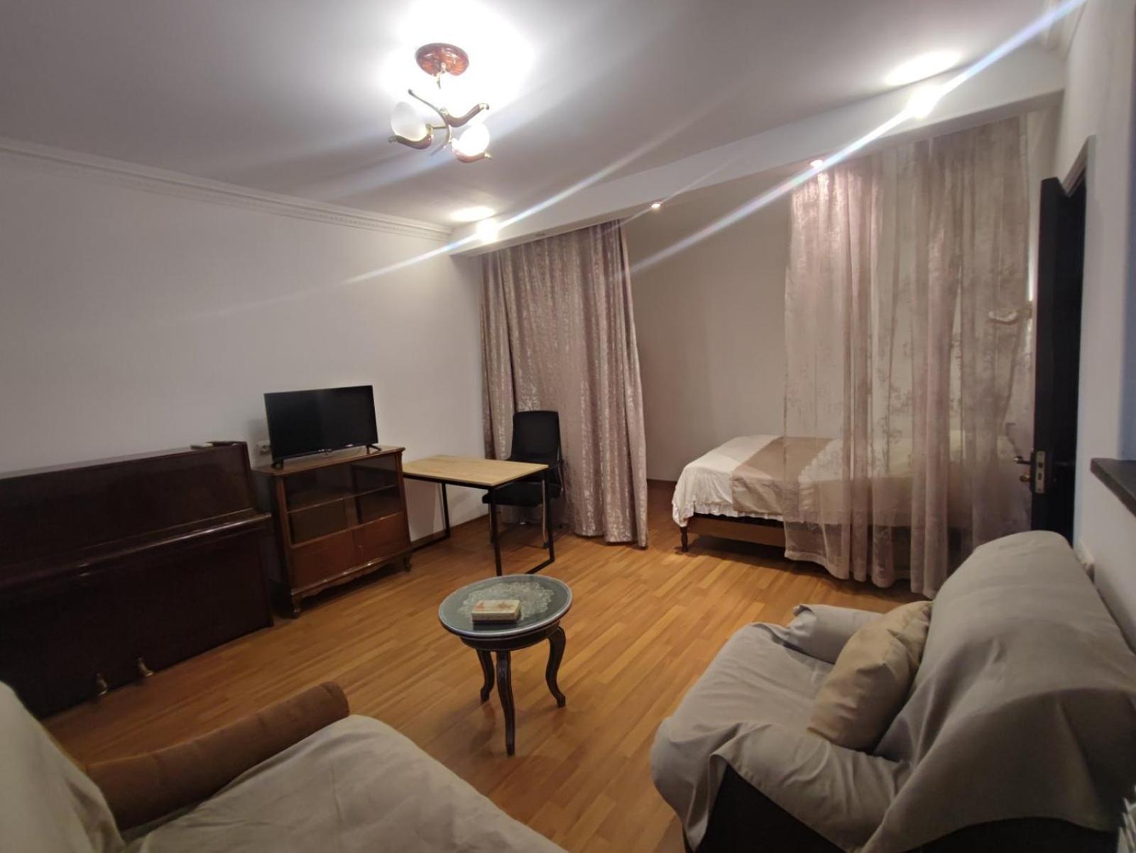 Apartments On Sayat-Nova 14 Jereván Kültér fotó